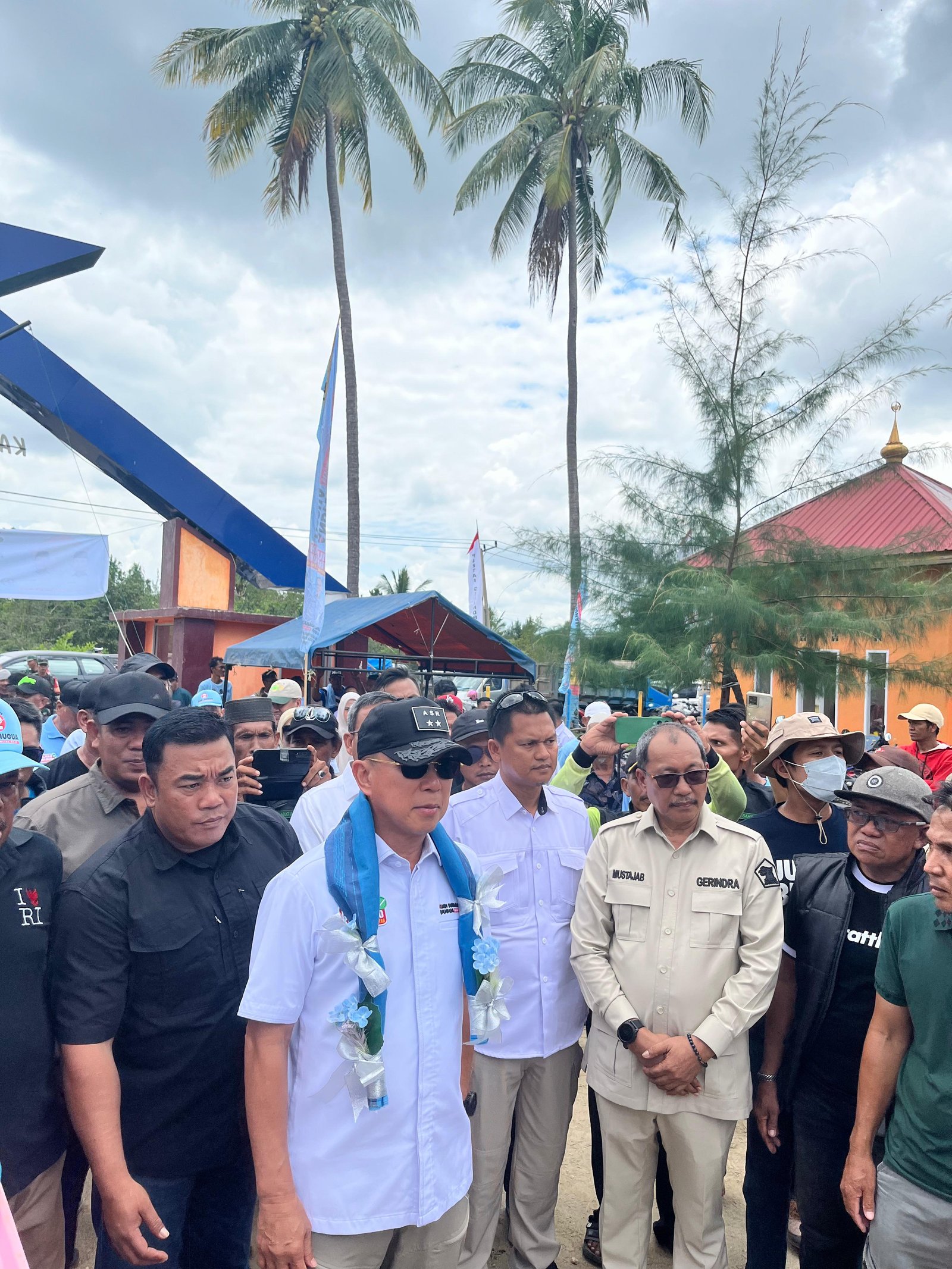 Kampanye Watubangga: Tokoh Masyarakat Kolaka Timur Berikan Dukungan Penuh untuk Andi Sumangerukka